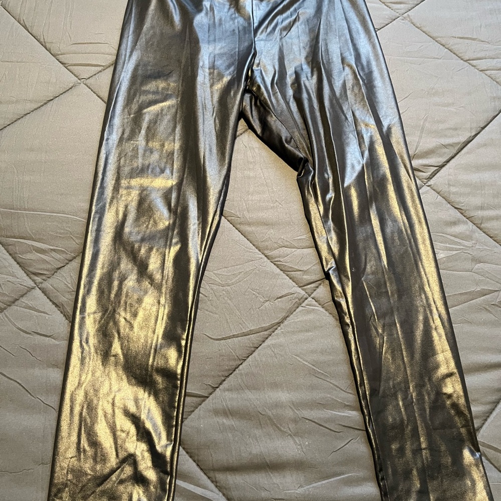 Derek Heart Glossy Black Leggings